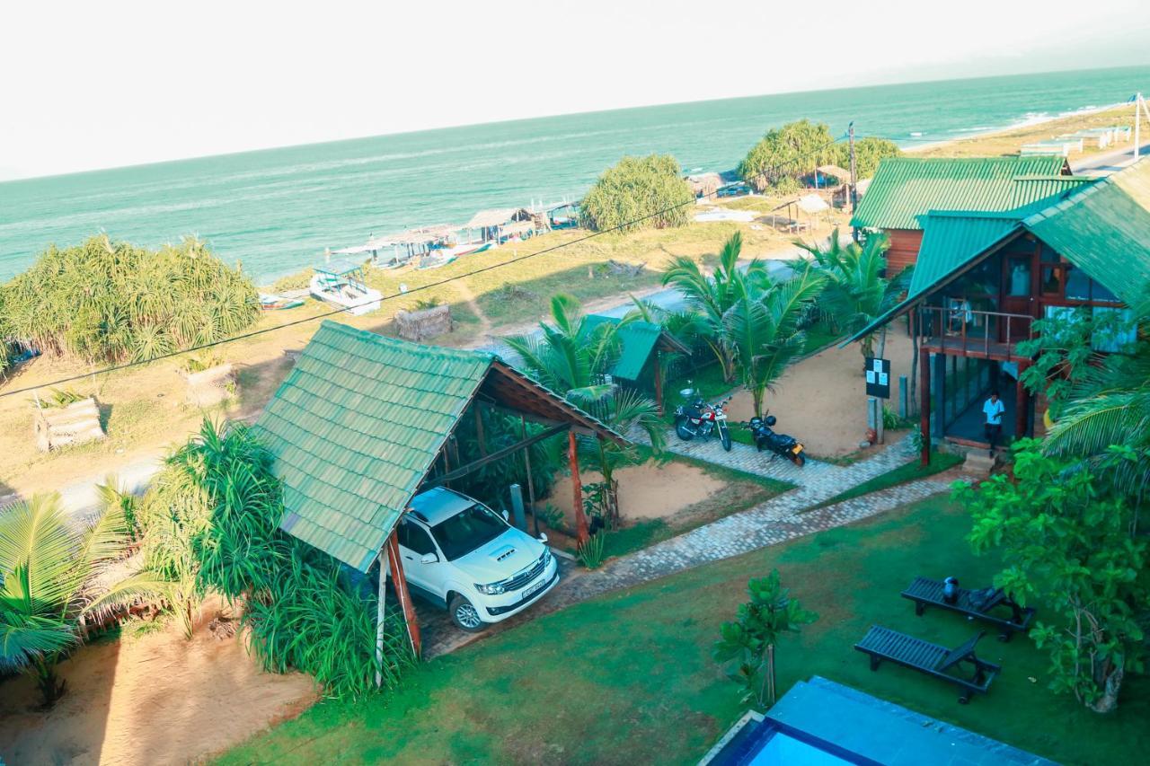 Hi Win Hotel Chilaw Extérieur photo